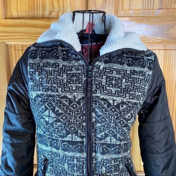 Bernardo Collection B Fleece Faux Fur Geometric Print Puffer Coat Black XS - Picture 2 of 13